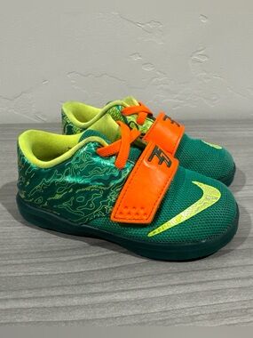 Nike KD 7 TD Youth Sneakers Size 7C Style 669943-303 Green Orange Kevin Durant